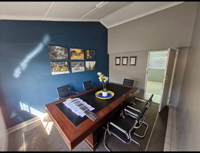 350M² OFFICE TO LET IN PARKDENE